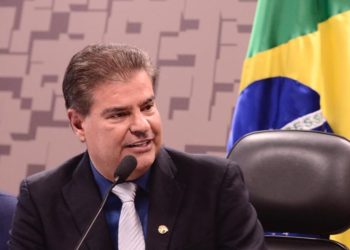 EXCLUSIVO: Nelsinho Trad tem 57 assessores nomeados pelo Senado