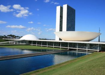 Senadores e deputados de MS gastam mais de R$ 1 milhão em 5 meses