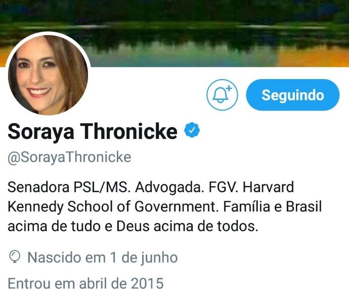 Perfil em rede social acusa senadora de mentir sobre ter estudado em Harvard