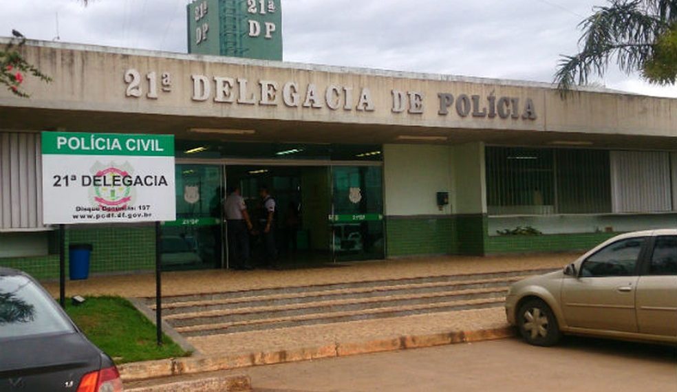 Jovem é arrastada para o mato, estuprada e roubada por 4 homens