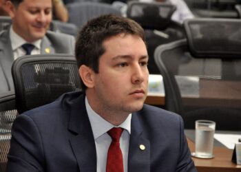 Deputados estaduais barram novo pedido para investigar atos do Governo