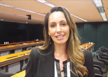 OPINIÃO: Ana Paula, craque nas quadras e na análise social e política do seu país