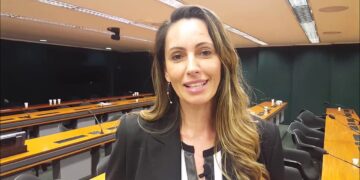 OPINIÃO: Ana Paula, craque nas quadras e na análise social e política do seu país