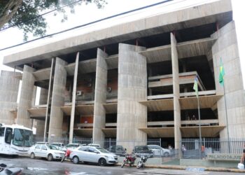 TJ do Piauí nega que tenha pagado remuneração acima do teto a seus desembargadores