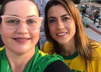 Senadora da “nova política” torra R$ 100 mil com redes sociais e aluguel de móveis