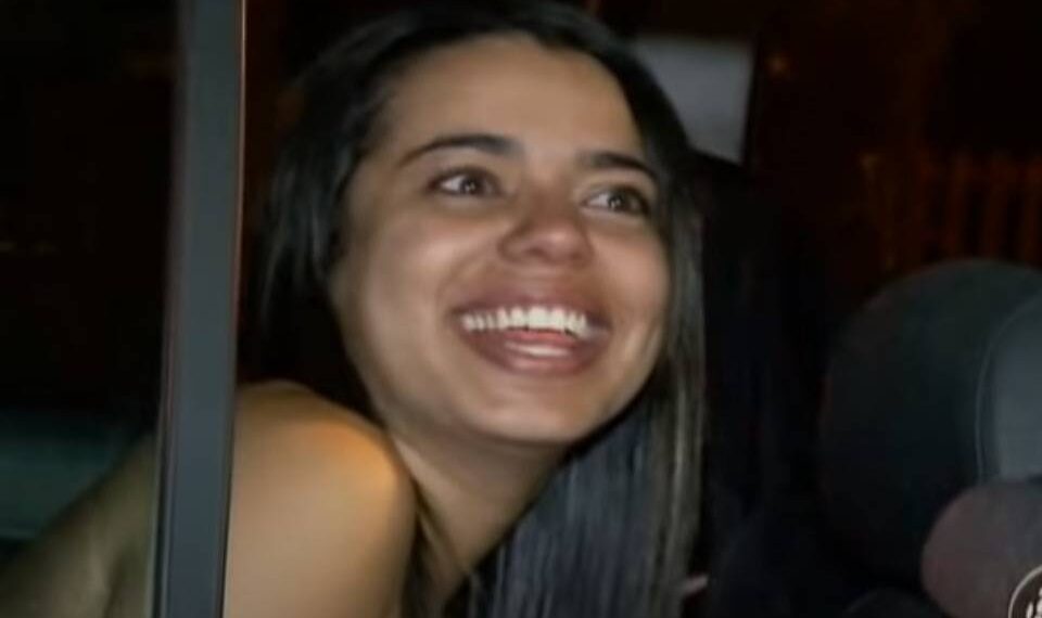 Famosa pelo meme “bêbada de Curitiba”, Stephany Rosa morre de câncer aos 30 anos