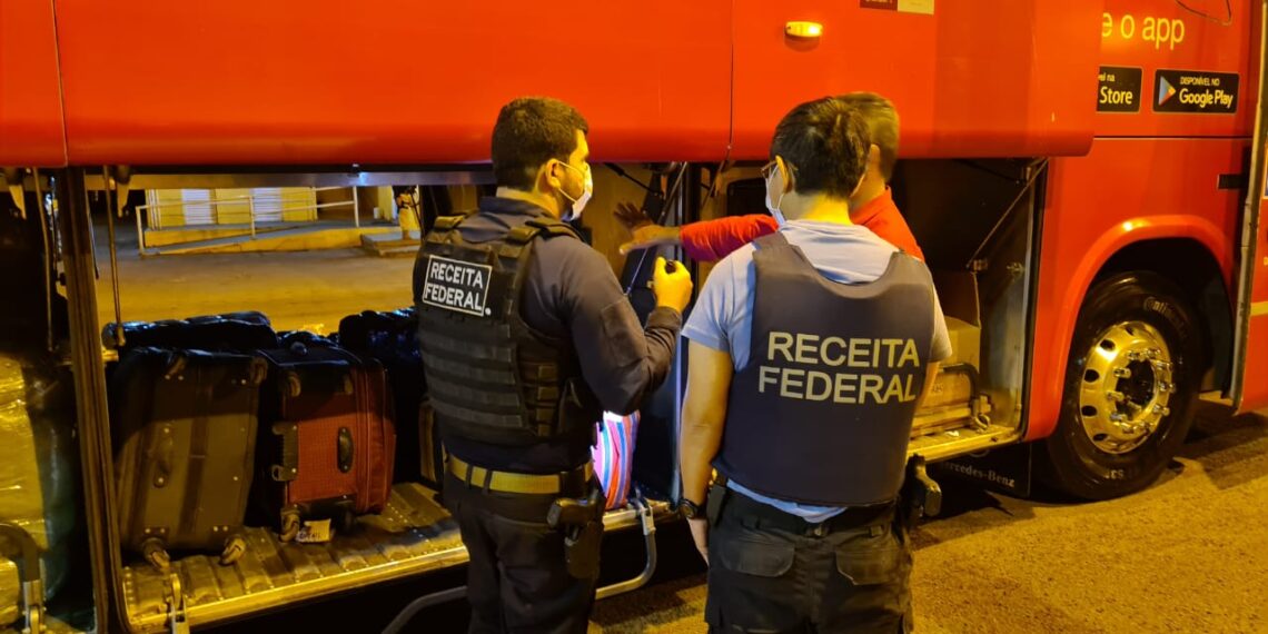 Mesmo com dólar alto, Receita apreende mais de R$ 1 milhão em contrabando