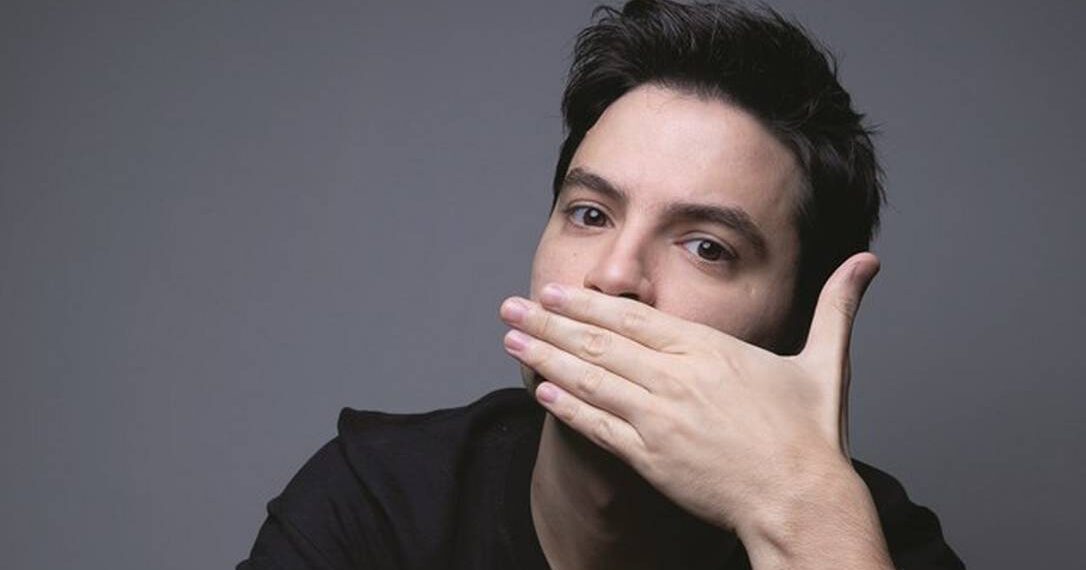 Felipe Neto sugere que manipularia fatos para não beneficiar adversário