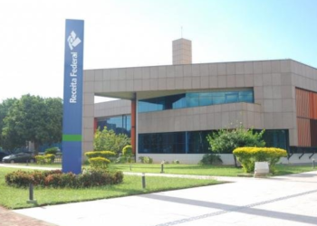 Caixa alerta correntista sobre CPF irregular e Receita orienta regularização pela internet