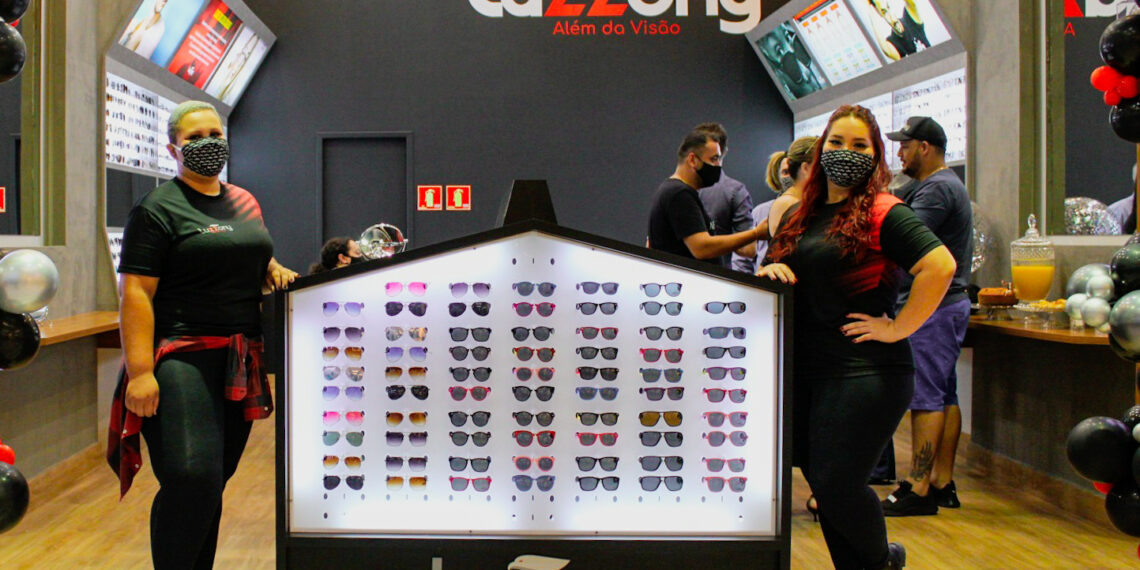 Com modelos próprios, Luzzony abre sua primeira ótica em Campo Grande