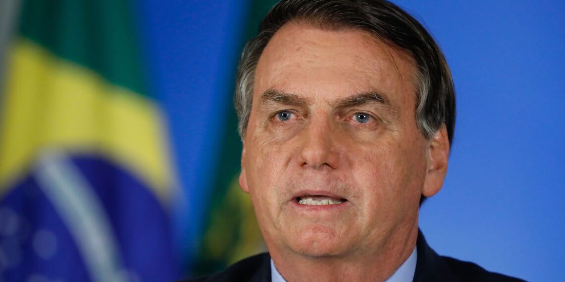 PoderData: 57% desaprovam e 35% aprovam Governo Bolsonaro