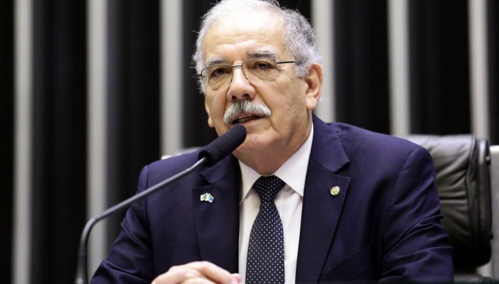 ARTIGO: O tratamento precoce contra a Covid-19 e as drogas de ação viral exuberante