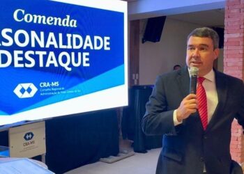 Secretário de Estado recebe prêmio “Personalidade Destaque 2021”
