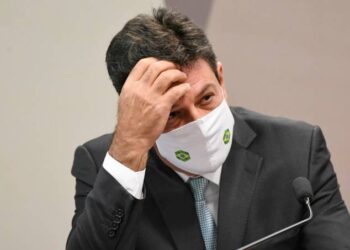 Após falar para 6 mil na Avenida Paulista, Mandetta vira piada nas redes sociais