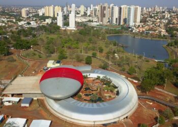 Governo abre as portas do Aquário do Pantanal e lança site sobre a obra