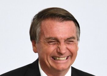 No voto popular, Jair Bolsonaro é eleito ‘Personalidade do Ano’ da Time