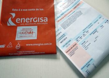 Governo vai pagar conta de luz de 141 mil famílias até janeiro de 2023, diz Riedel