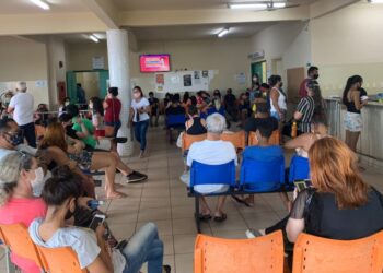 VÍDEO: Em Campo Grande, pacientes aguardam até 6 horas para ser atendidos