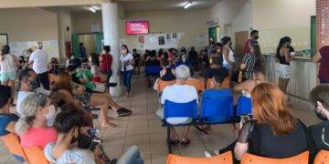 VÍDEO: Em Campo Grande, pacientes aguardam até 6 horas para ser atendidos