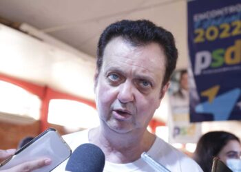 Com discurso frágil e evento esvaziado de lideranças, Marquinhos se lança ao Governo do Estado