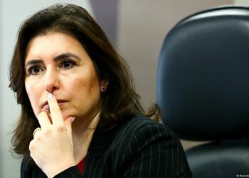 Contrária ao indulto de Bolsonaro, Simone defendeu benefício a presas em 2017