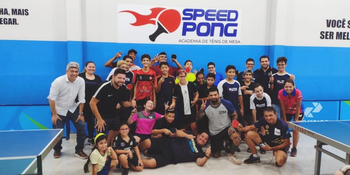 Academia de Campo Grande organiza torneio no dia mundial do tênis de mesa