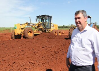 É essencial investir no escoamento da produção agrícola, diz Riedel