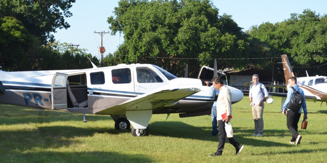 Marquinhos Trad viaja em avião de empresário condenado por estupro