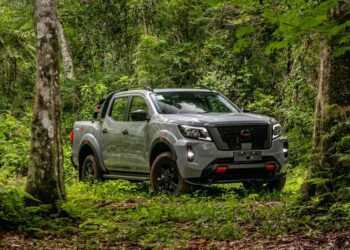 Desenhada para fazer mais, Nova Nissan Frontier chega ao Brasil por R$ 314 mil