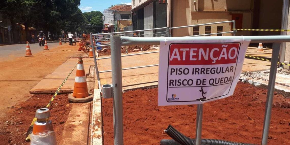 OPINIÃO: Jornalista detona Marquinhos e Adriane Lopes por caos em Campo Grande