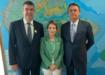 Atrás de mais votos em MS, Bolsonaro vai oficializar apoio a Riedel ao Governo