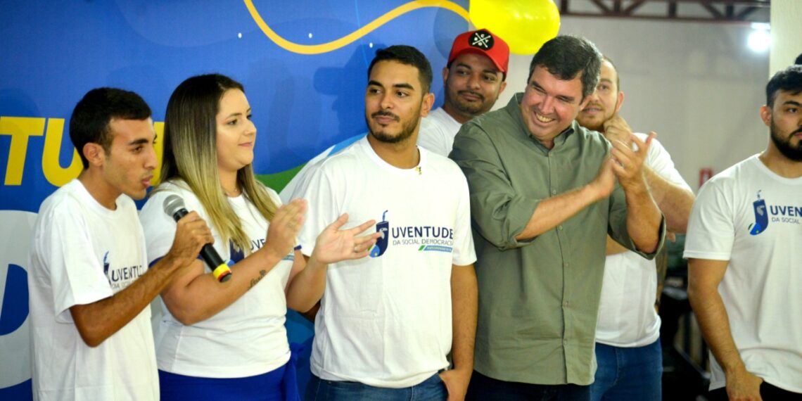 PSDB aposta em grupo com centenas de jovens para virar as eleições em MS
