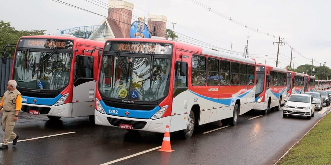 EDITORIAL: Marquinhos Trad alimentou o caos no transporte coletivo da Capital