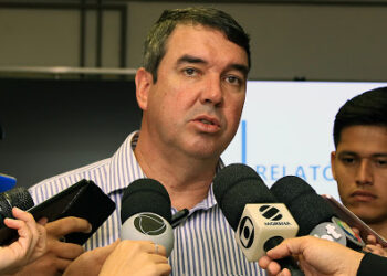 Riedel cresce 6 pontos e embola disputa pelo 2º lugar; André e Marquinhos caem