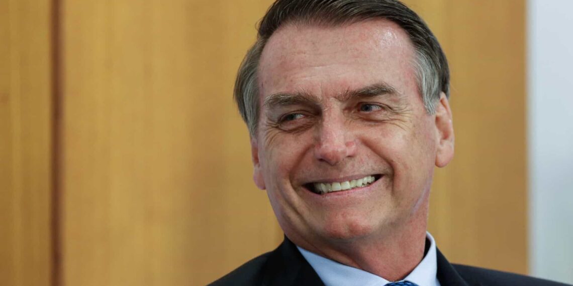Bolsonaro abre 15,7 pontos sobre Lula em MS, terra de Simone, que está em 3º
