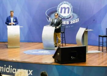 Capitão Contar constrange eleitores ao faltar a debate contra Eduardo Riedel