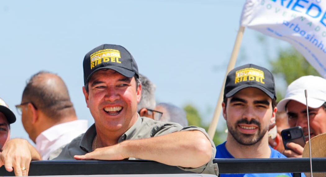 Eduardo Riedel fecha campanha com carreata “gigante” em Campo Grande