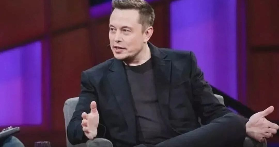 Elon Musk, novo dono do Twitter, faz duras críticas à arrogância do jornalismo