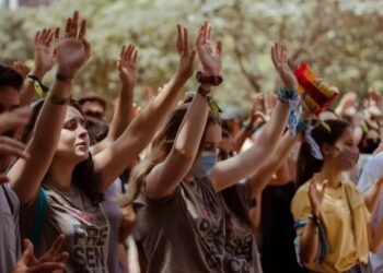 Jovens cristãos de igrejas diversas se reúnem no Parque das Nações Indígenas