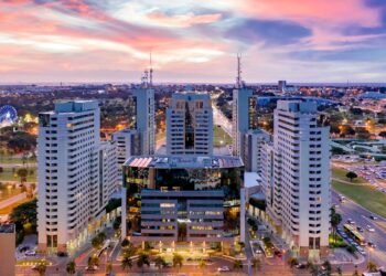 Estadia de Lula em hotel de luxo já custa mais de R$ 216 mil aos cofres públicos