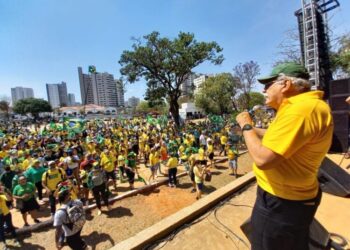 Dr. Luiz Ovando rechaça acusação de que apoia atos contra a democracia