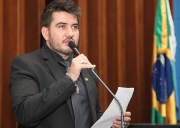 TRE/MS cassa mandato de Rafael Tavares e Paulo Duarte assume a vaga