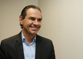 Funcionário da Assembleia, Marquinhos tem até 1º de abril para reassumir cargo