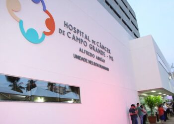 Riedel libera R$ 3,5 milhões para o Hospital do Câncer e garante volta do atendimento