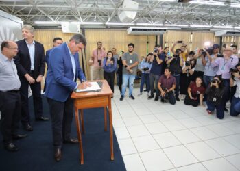 Riedel anuncia apoio à qualificação e habilitação de motoristas profissionais