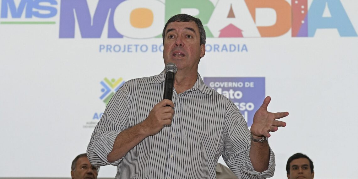 Riedel anuncia até R$ 25 mil para compra de imóvel por pessoas de baixa renda