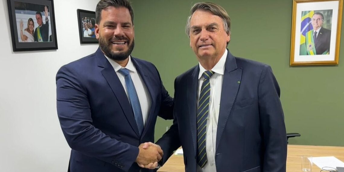 “Ou abraçamos a causa do Bolsonaro, ou estou fora”, avisa Capitão Contar