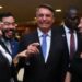 EDITORIAL: Ex-presidente Bolsonaro e seus apoiadores tresloucados país afora
