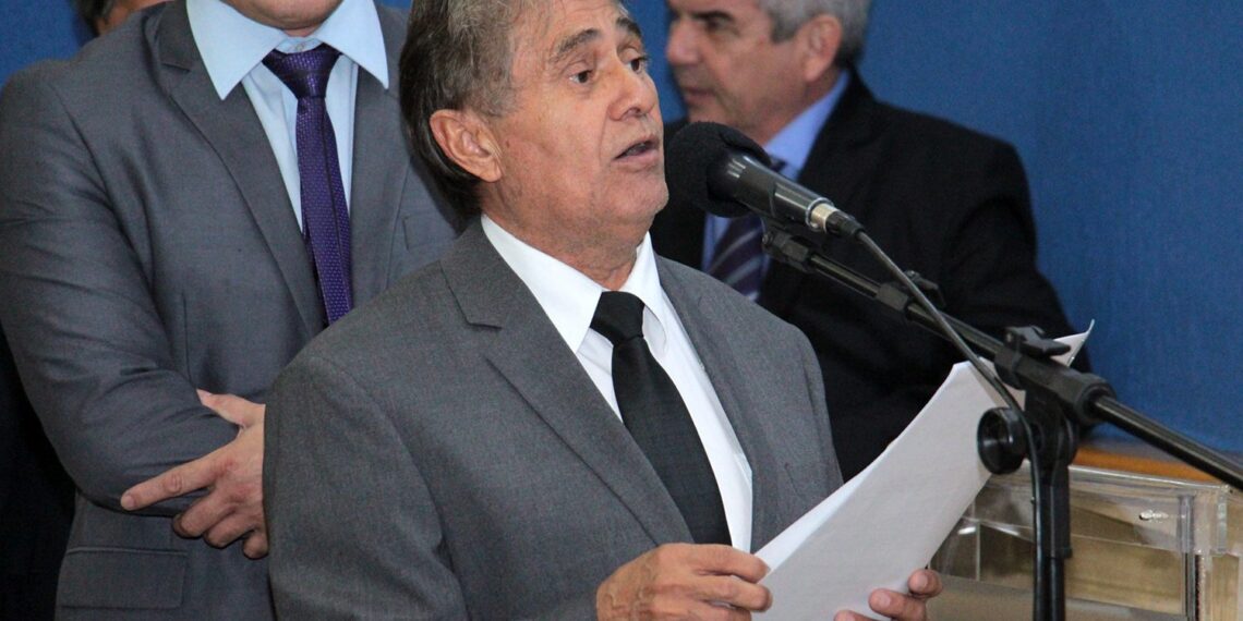TCU constata pagamento irregular de aposentadoria a ex-deputado federal