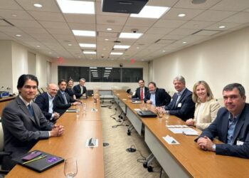 Governador de MS vai aos EUA por novos modelos de infraestrutura em rodovias